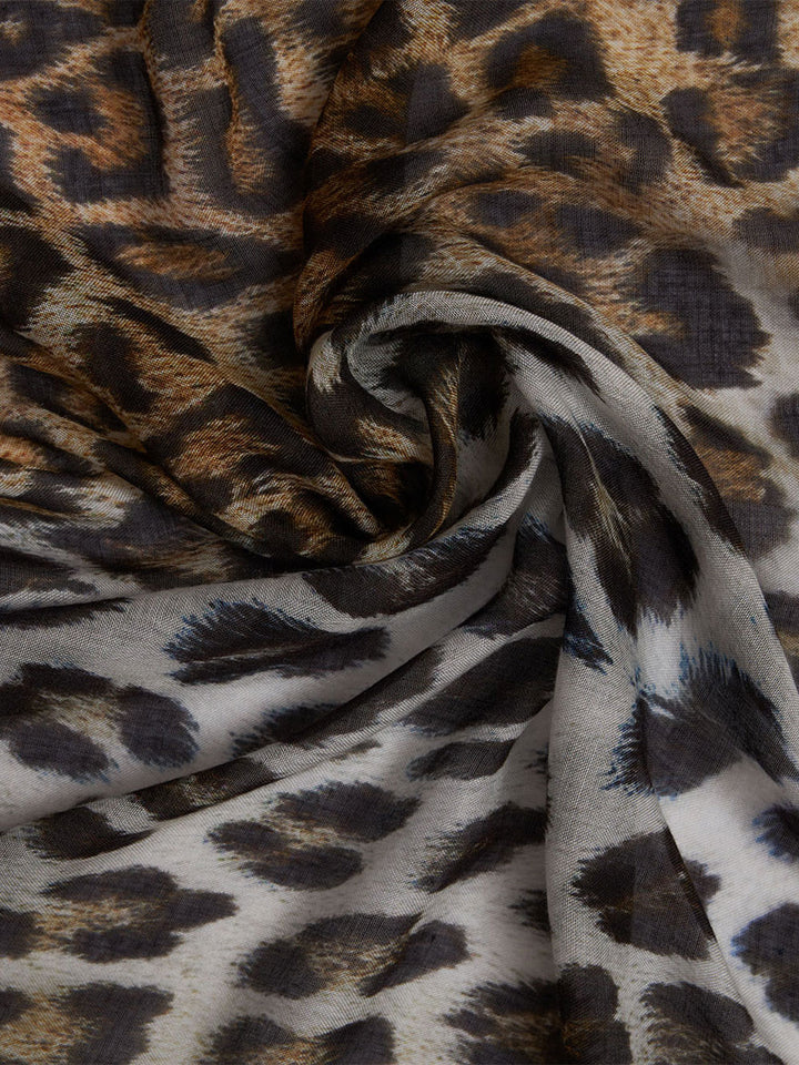 Faliero Sarti Scarves - Brown | 524504f9eecf41f507f7ef06a368f7a79fc0b56d