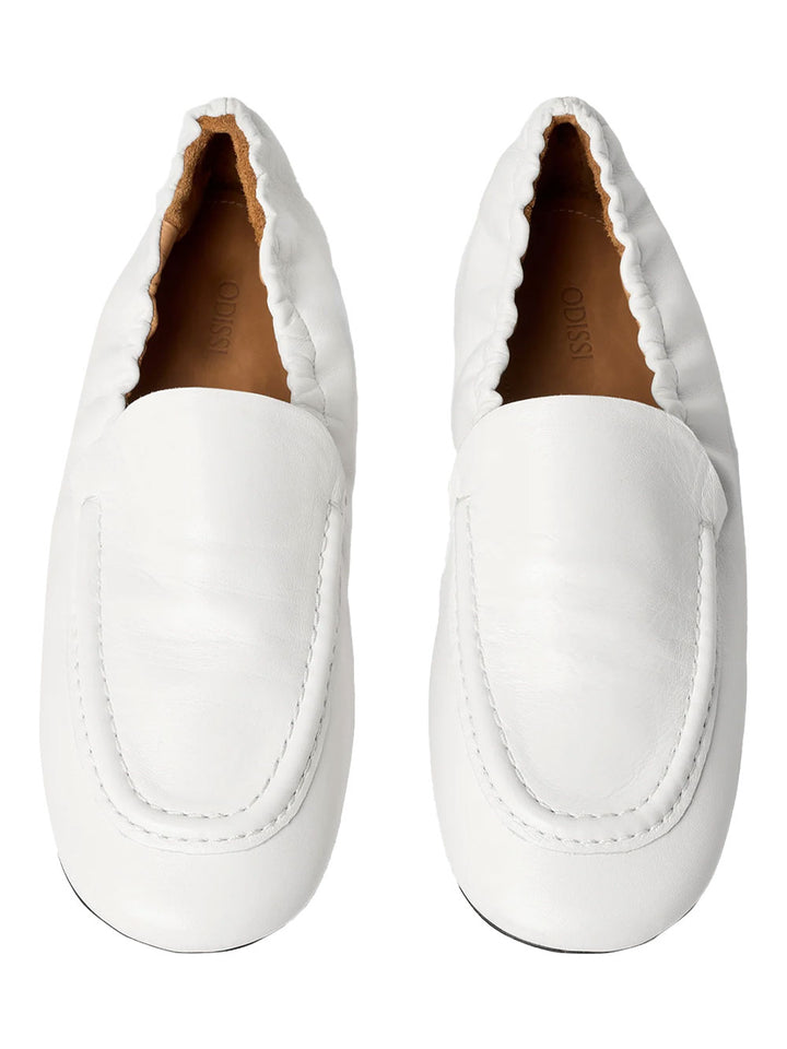 Odissi Loafers - White | 8b32f4fb0fbc0783e57143d1f27000fd07e2d8d5
