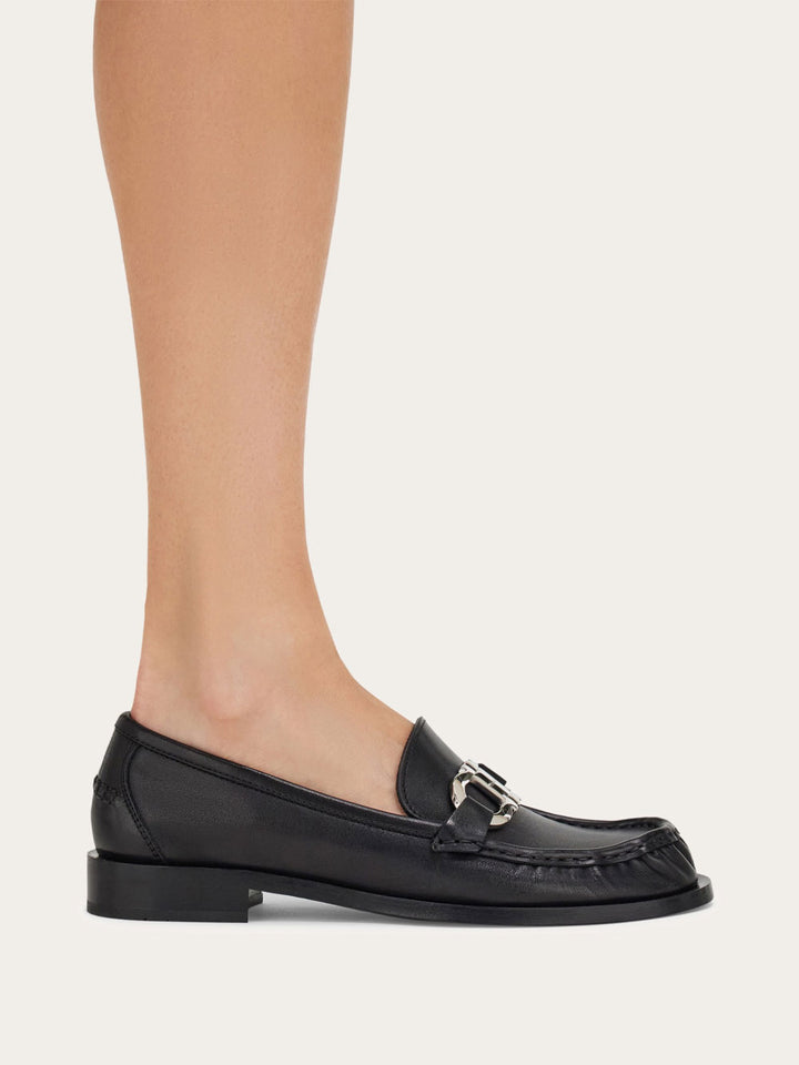Ferragamo Loafers - Black | f7bb53e7688d7132ab5ad0a3726644651b8229b9