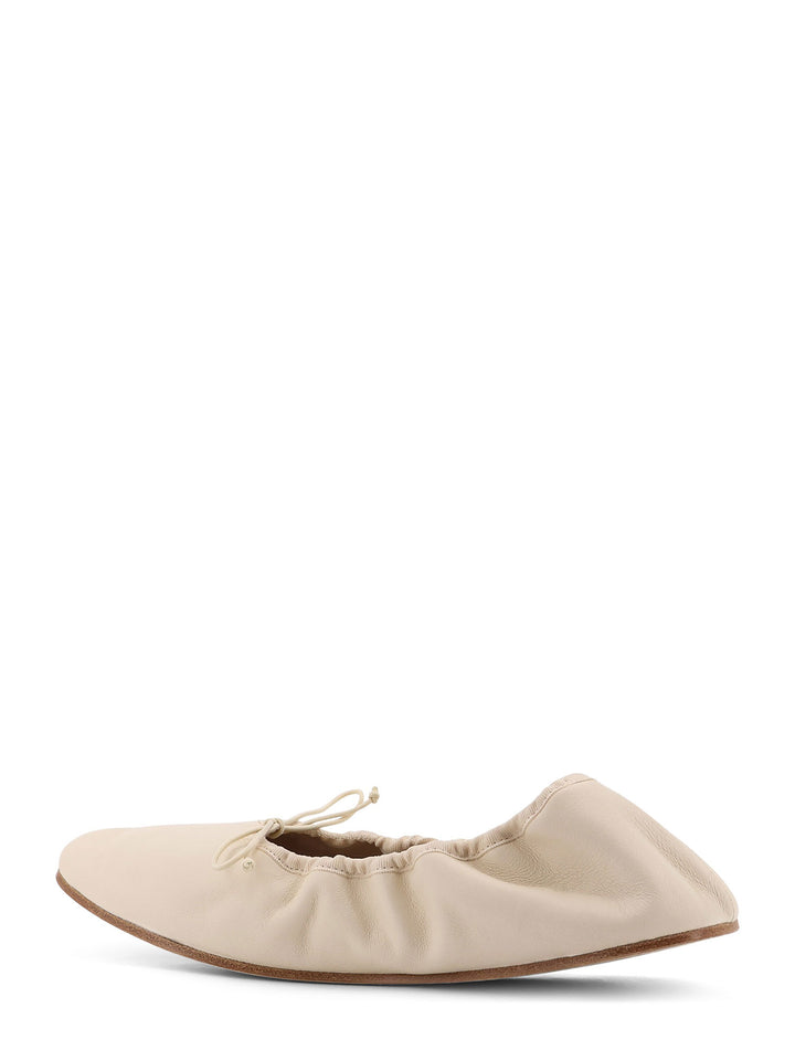 The Row Flat shoes - Light and natural | 8778c0b190ec6dd3356830f965cf2e508de1aaa9