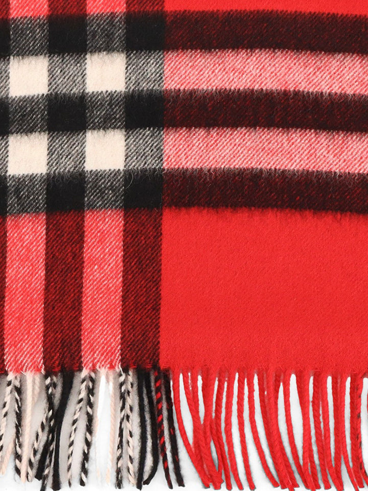 Burberry Scarfs - POST | c4f4a71bde5dae66a65652bd09b5f5dd4724cc47