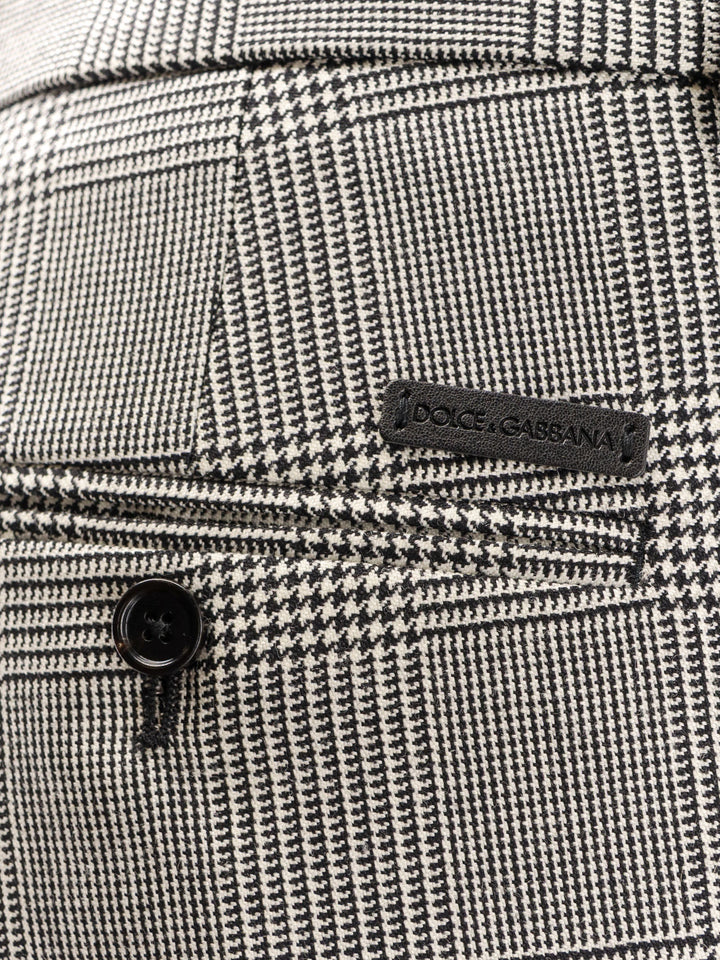 Dolce & Gabbana  - Blacks and greys | 515dec782799e67550997d25c584b4fbb6683366