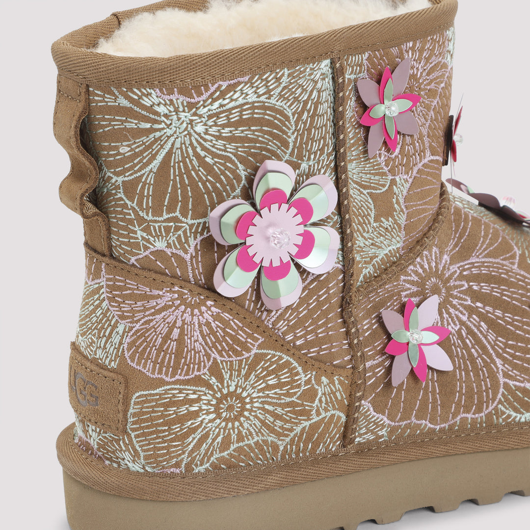Ugg Boots - Nude & Neutrals | 829ac346077ffc32c67eb5e9214bce62d2210664