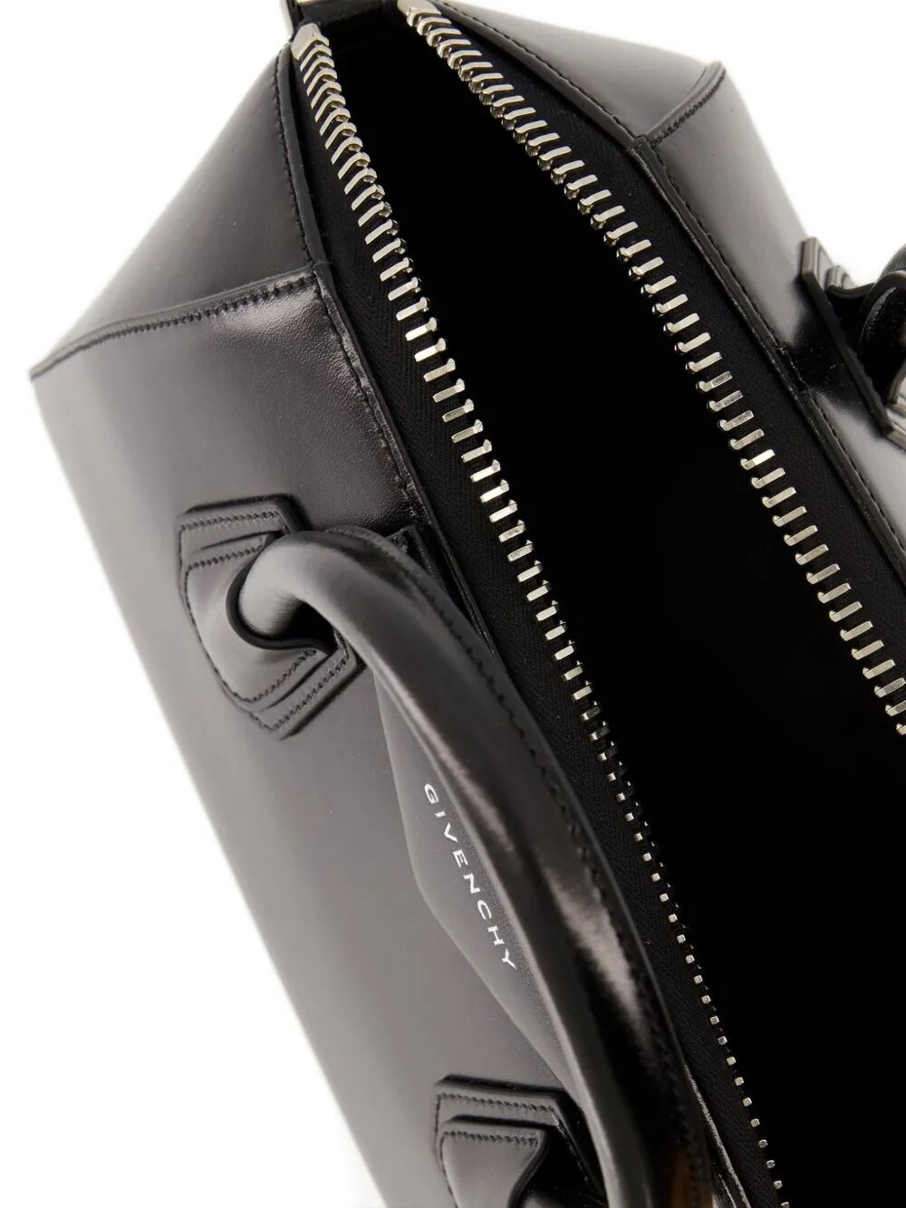 Givenchy Totes - Black | a8dc435f4c55ae9856a8b2e69190e0f44f8c91ef