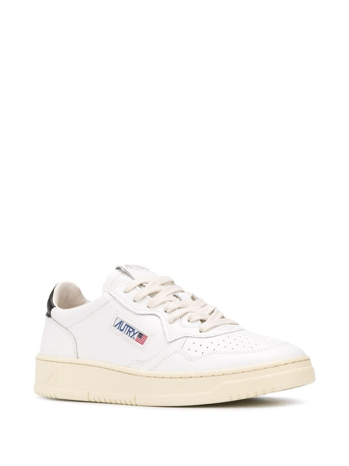 Autry Sneakers - White | 20615f4b0897dc97de1a57924626b2399268e656