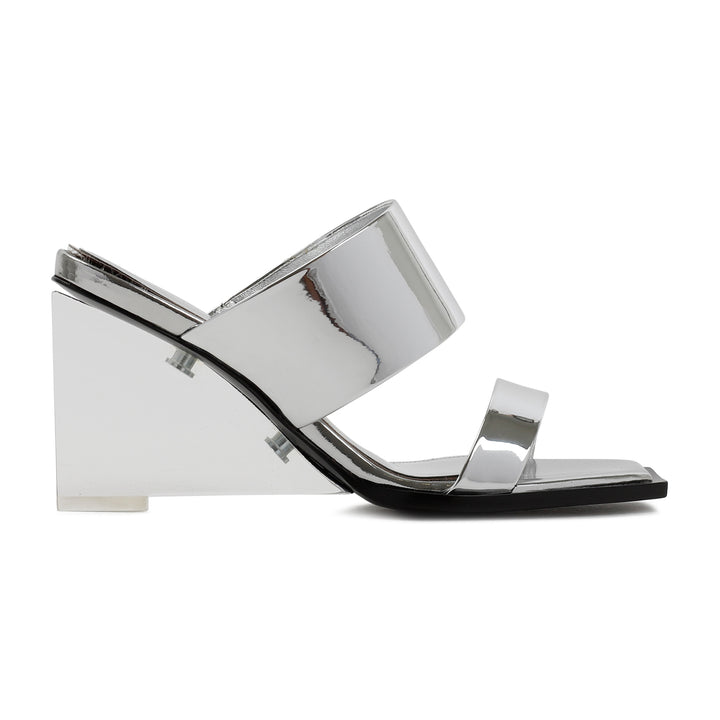Alexander Mcqueen Sandals - Metallic | 79976f3b0aae973621ddd6082467b89f204c0b70