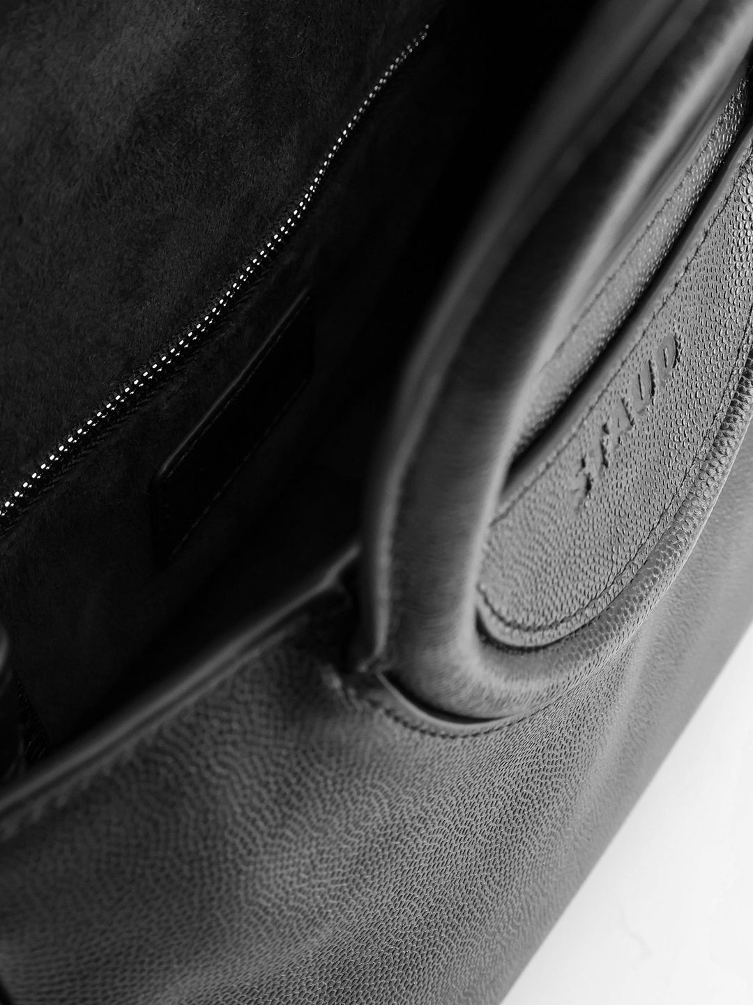 Staud Bags - Blacks and greys | e1f62ac9b12617ac3c2625bb6d57ef32f10ccbf2