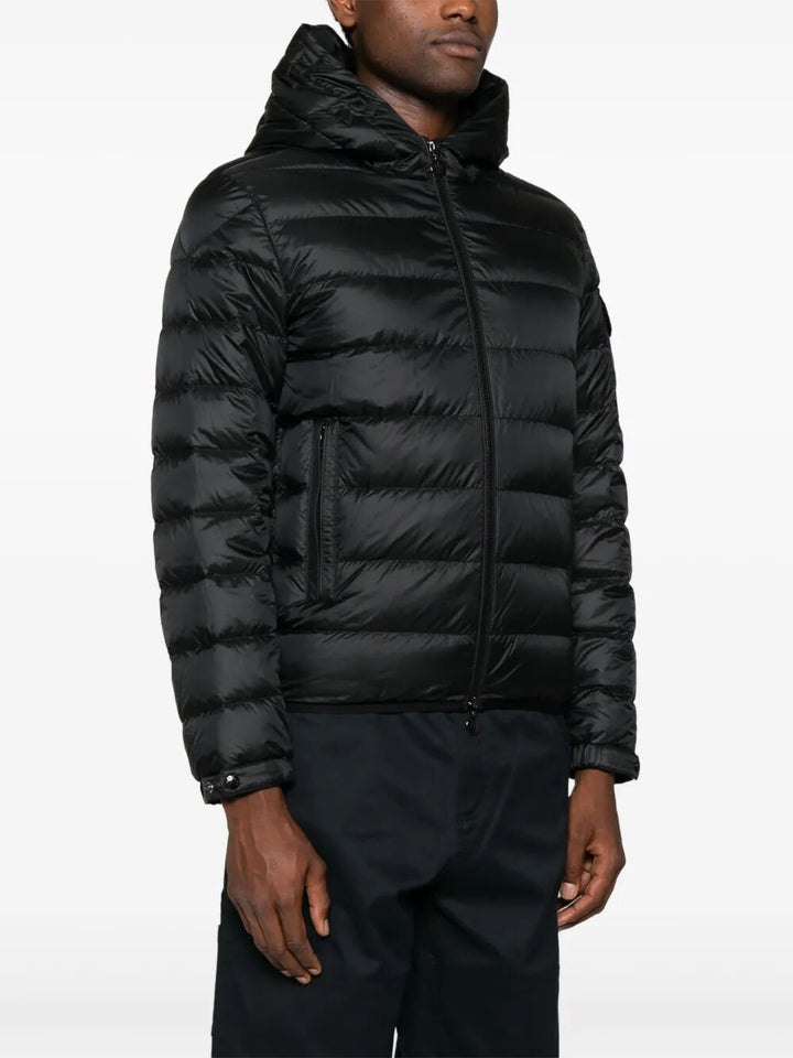 Moncler Down jackets - Black | e6529ed2aebf5c5ff213438a077210c3d9aa012a
