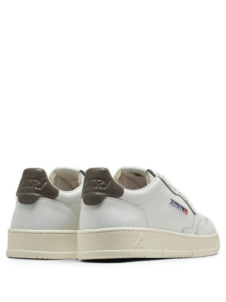 Autry Sneakers - White | 58ddf8710d0962a2c4a2e7eafee24d99b76072a7