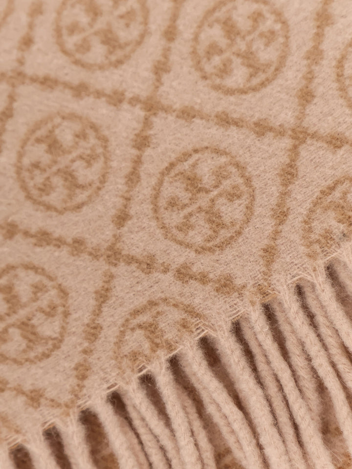 Tory Burch Scarfs - Brown | 00e0884f66557450f707a8856f3902b515253386