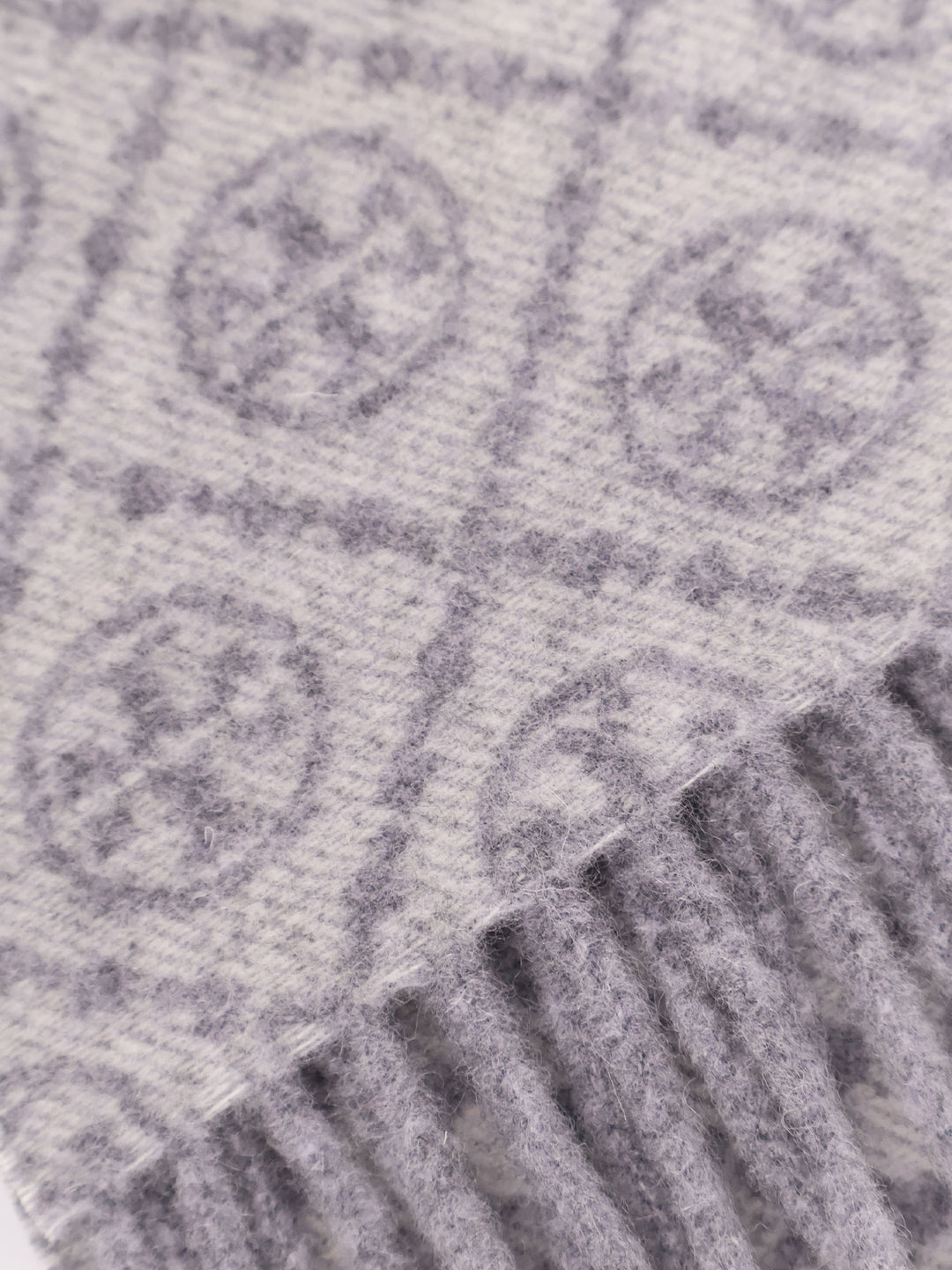 Tory Burch Scarfs - Gray | e293d2a831c5ea3907ce1a2ca02a8db59edda732