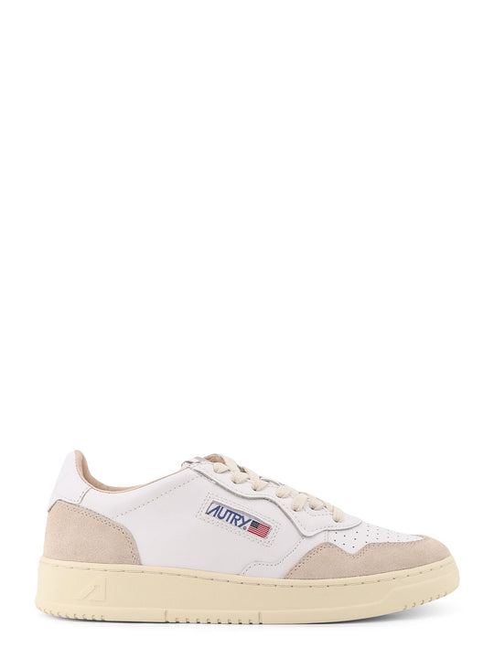 Medalist Low Leather Sneakers