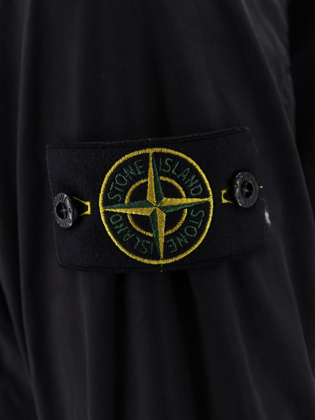 Stone Island Shirts - Neri e Grigi | c4a5fb6dad86928d52ee7d28624af781a22eab9b