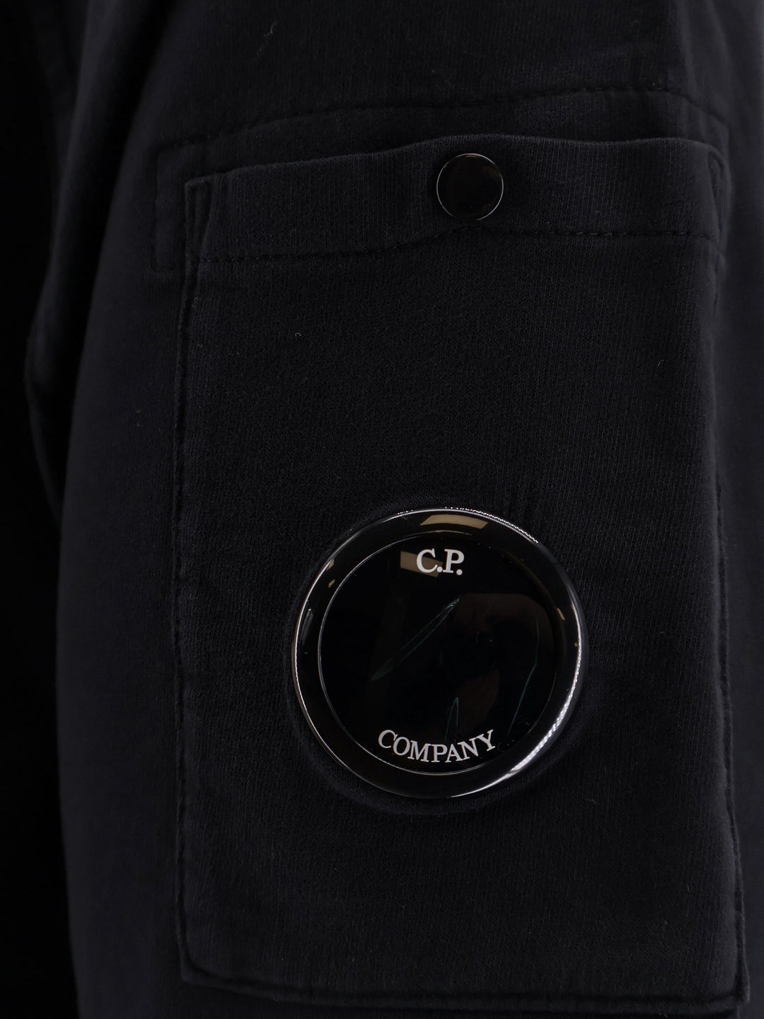 C.P.Company T-shirts and Polos - Blacks and greys | d8e290839143d64e70f2bd30f0e295121c80d372