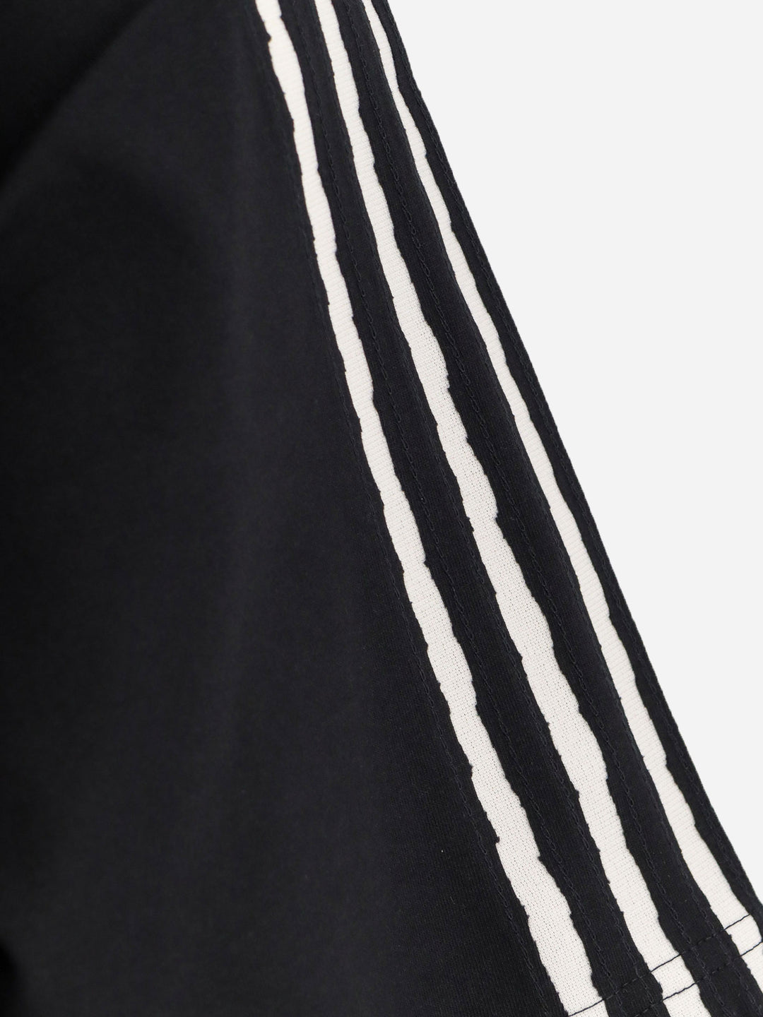 Y-3 T-shirts and Polos - Blacks and greys | 6aa387c0714f06b9f3e1228b55cc79cb1375b795