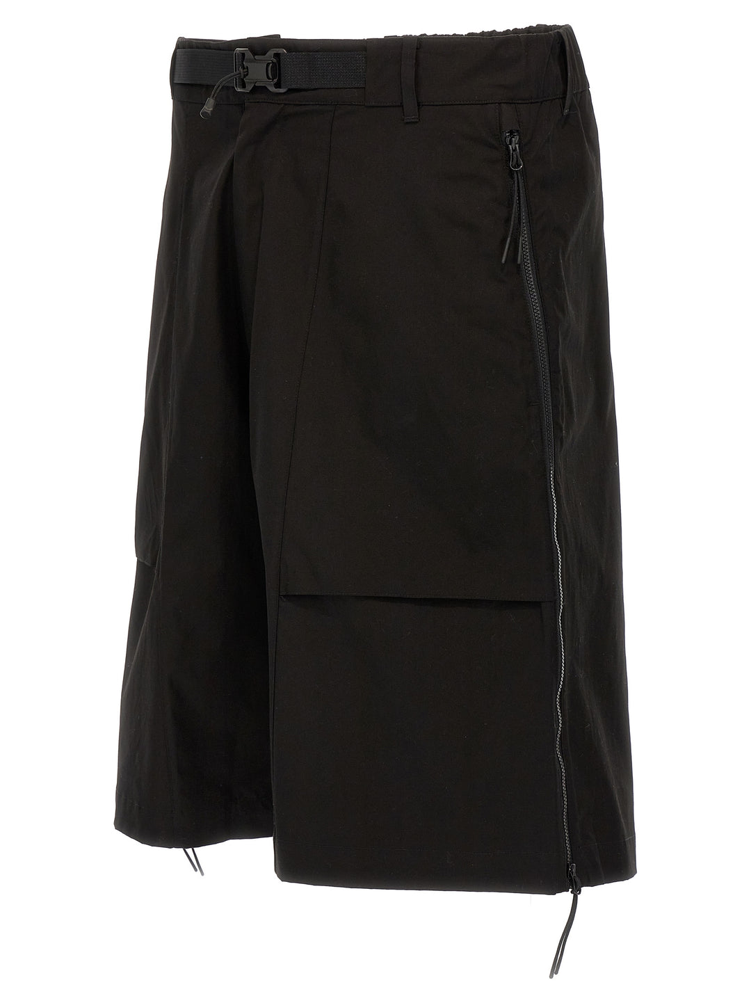 C.P. Company Cargo Hyst Bermuda and Short - Black | 24cea823122c71453486e3e566f160aa47a86ad8