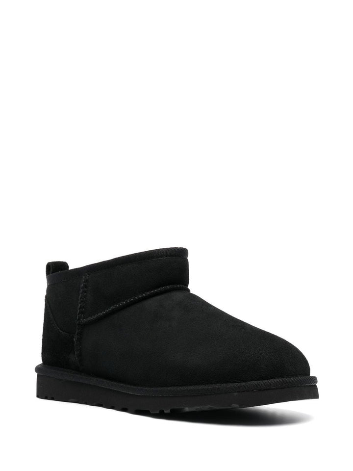 Ugg Australia Boots - Blacks and greys | c8afdf440353aca757d5467b9735e7495e535e26