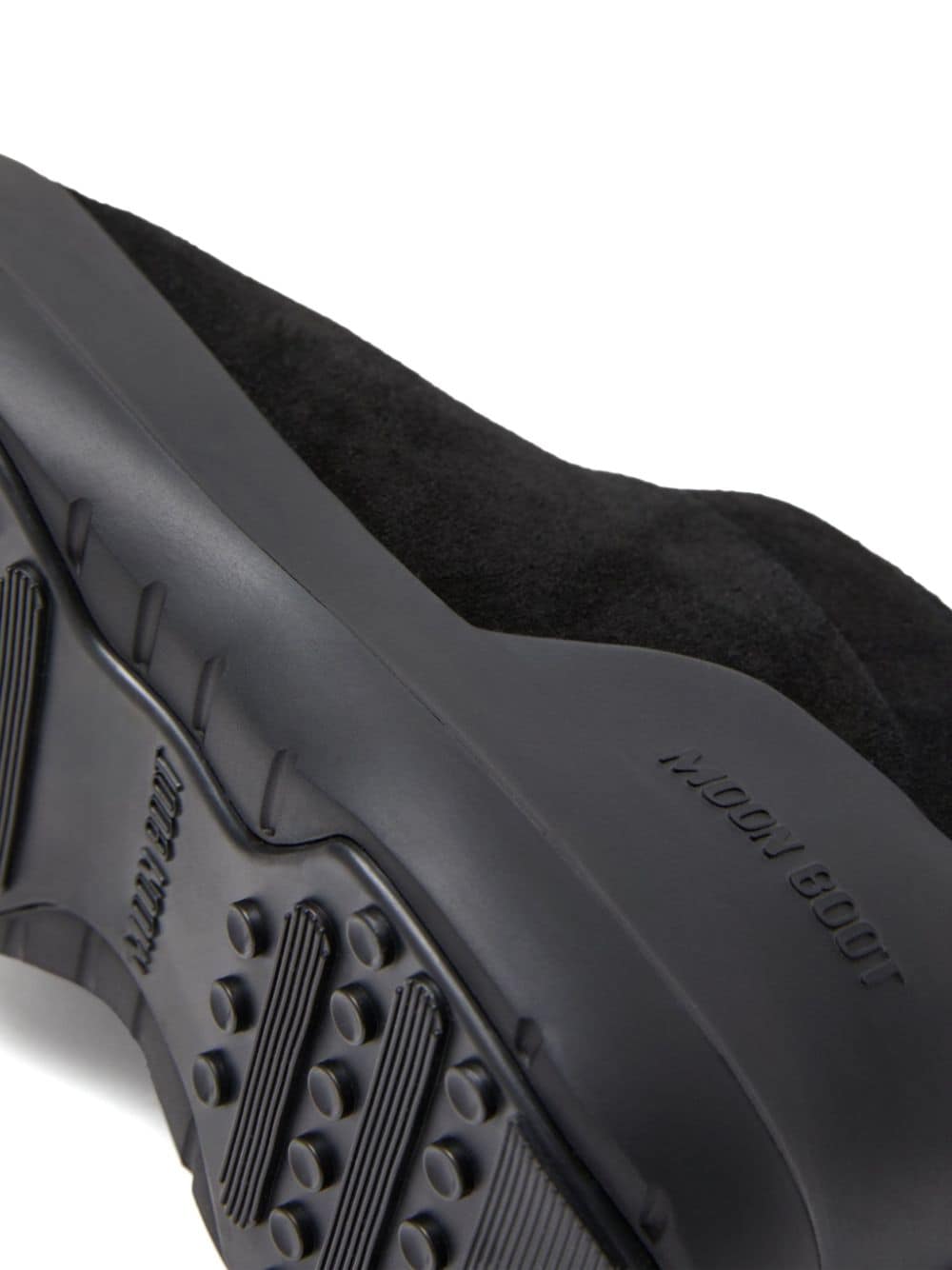 Moon Boot Capsule Boots - Blacks and greys | 0858c0f8adb21ee4461de402d2fa92e13296a4f7