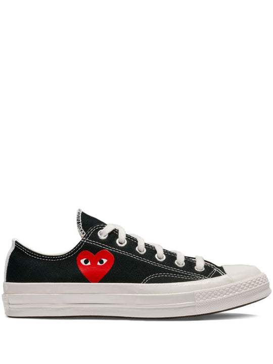 Chuck Taylor Small Red Heart Sneakers