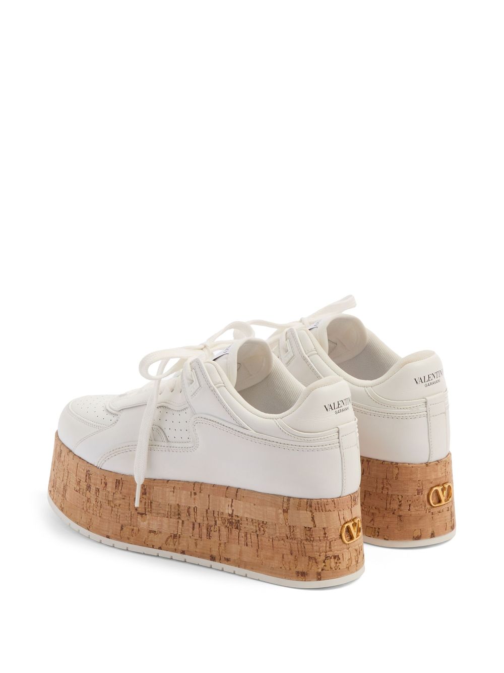 Valentino Garavani Sneakers - Light and natural | ebeeac90b63f69c05678f35272317b2f5db37de0