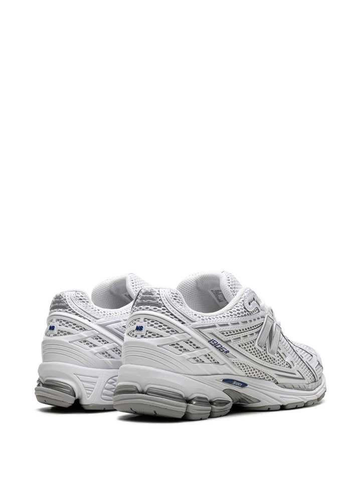 New Balance Sneakers - Light and natural | 744771512be584f495167d548b1ddf576bce97ba