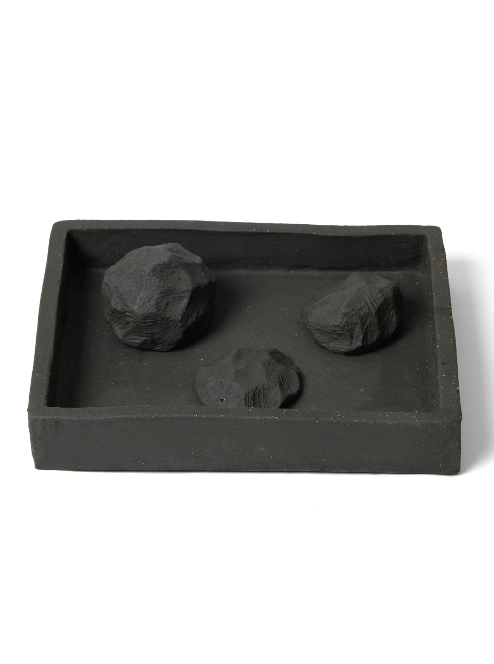 Tenua Living - Blacks and greys | 8a2fc2caf33fcd7d72e62e5ffb0e41679304494c