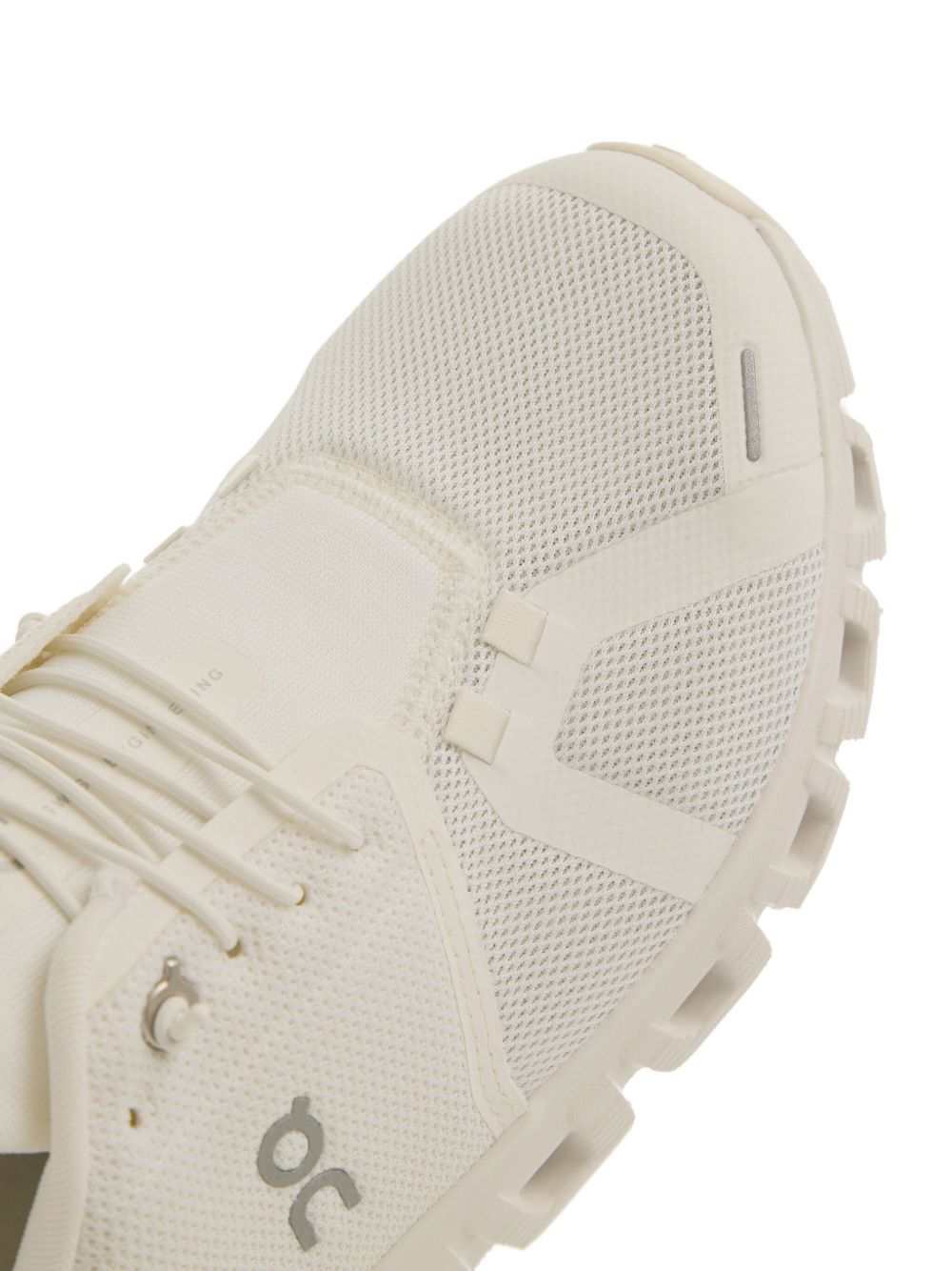 On Sneakers - Light and natural | dfcf618bde78e6ece263d62a5c7a58e0665b5080
