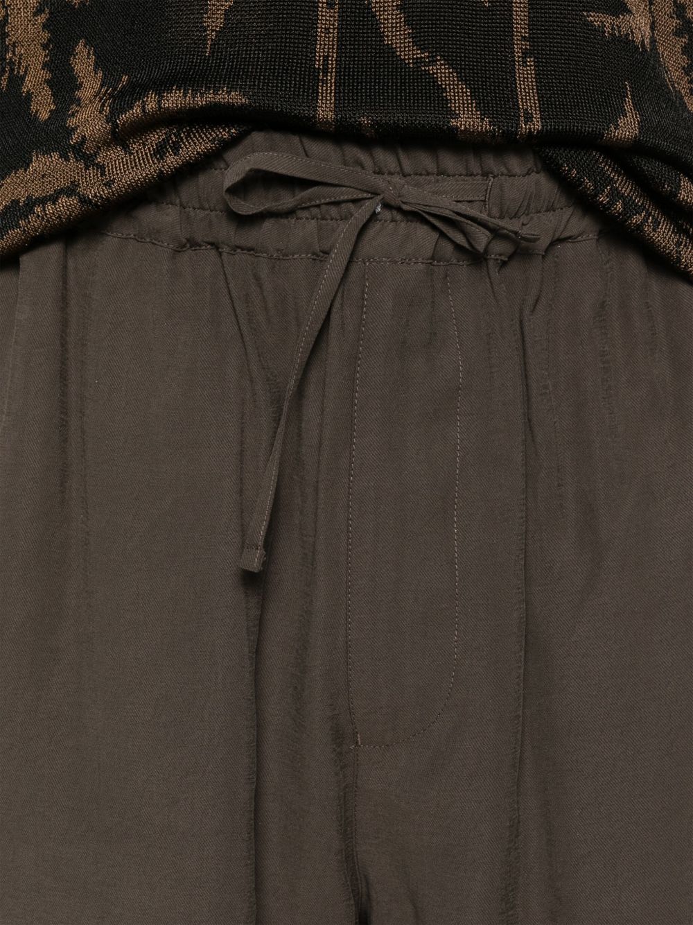 Emporio Armani Shorts - MARRONE | 4e7869bf9b44fa953f3e1c22daf982032ebcc764