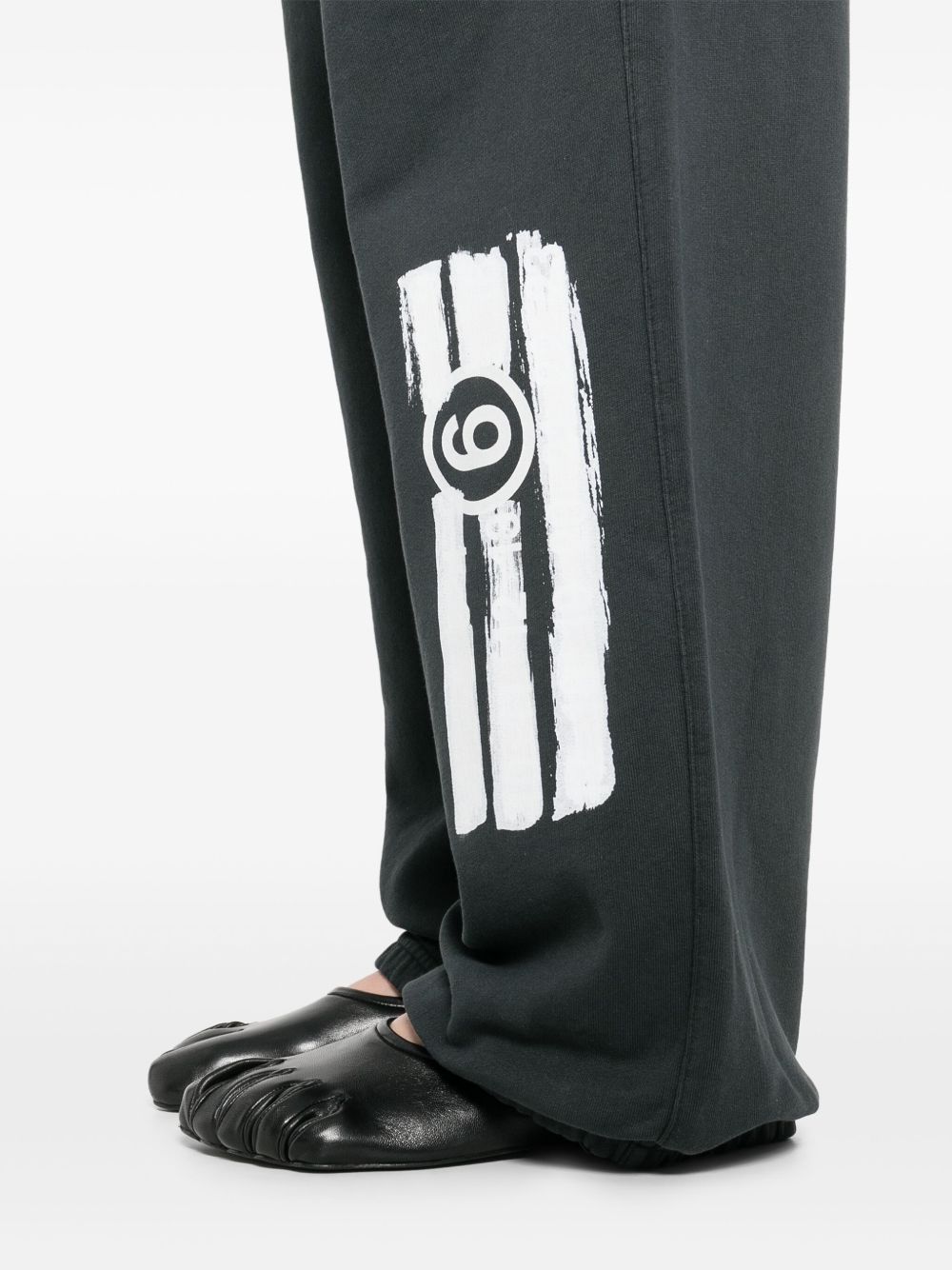 Mm6 Maison Margiela Trousers - Blacks and greys | 0d6c4edcc1ce692b5ff1c4d21f8644dab7f1bd88
