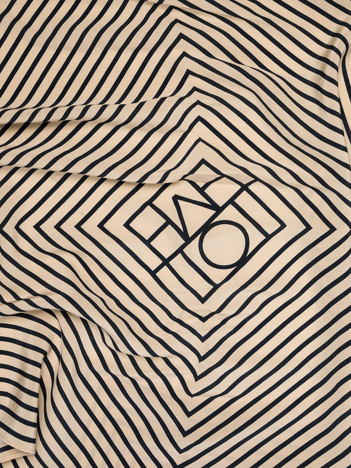 Toteme Pre Scarfs - Light and natural | c6e51b13a42fd3f33a4175dcd0a79a67eceefb45