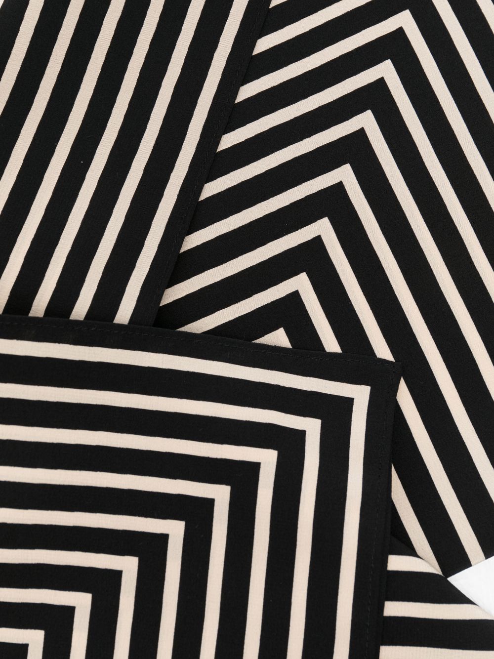 Toteme Pre Scarfs - Blacks and greys | b181e67893af2cfcd778744a518e5064932eb1eb