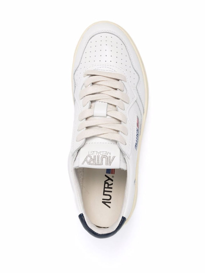 Autry Sneakers - Blue and green | 2d97a021c2e56f28cc6a16cbe61d7d1b1209e5b9
