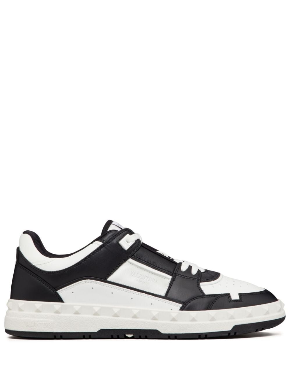 Valentino Garavani Sneakers - Blacks and greys | 3a693324afb8218cb8e6fda19fd8201011a365f6