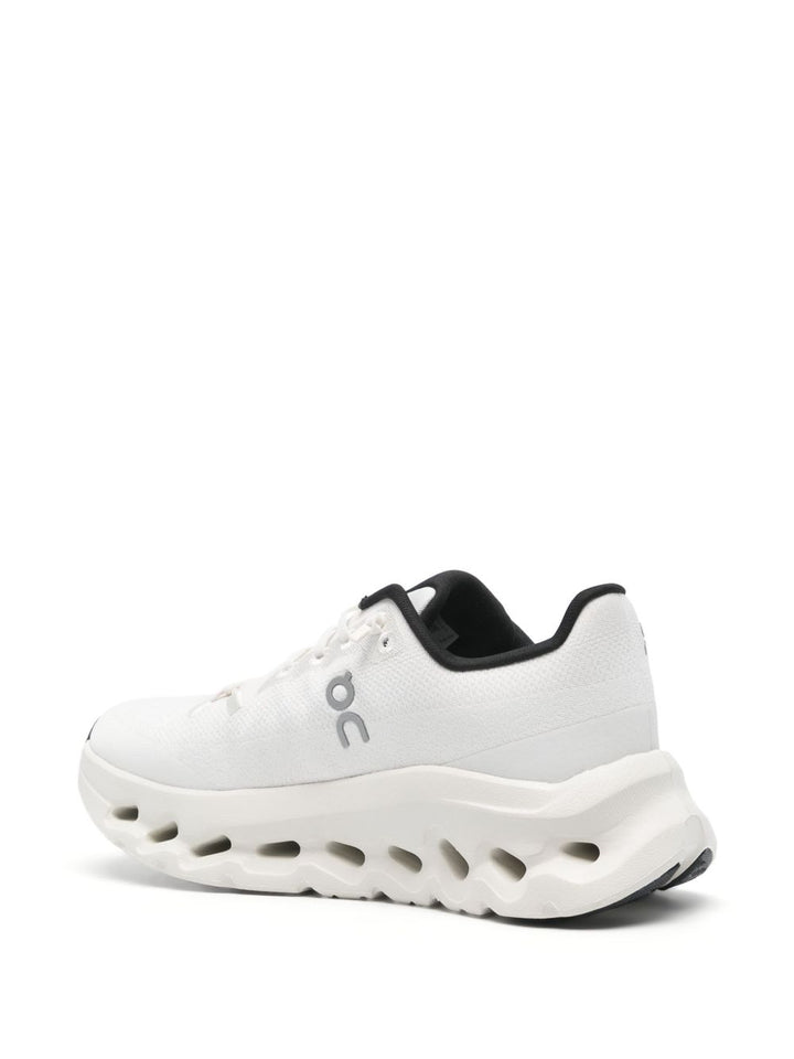 On Sneakers - Light and natural | cde40739a6f5a757a115025dc7b88679a1f621cf