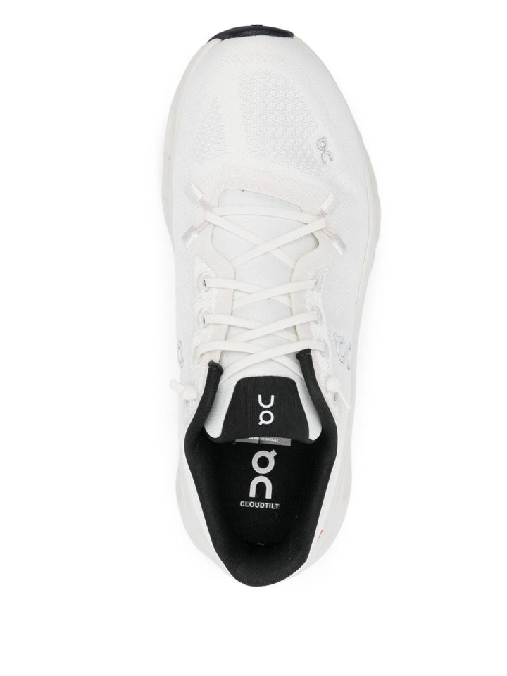 On Sneakers - Light and natural | 21996191a27d50cb8e4b05d97387cec91482dfec