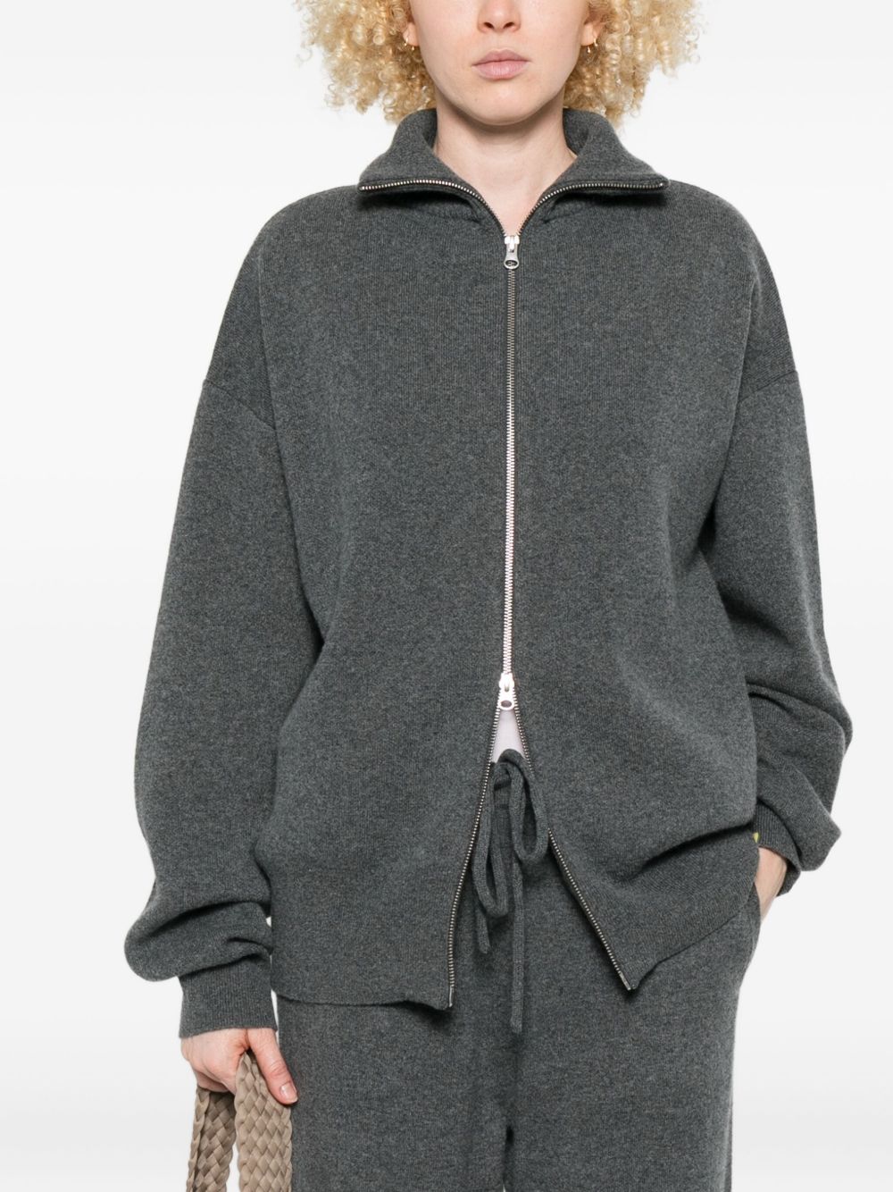 Extreme Cashmere Sweaters - Blacks and greys | 4ad387f97c41043eea50fc68e3a0389c36c92266