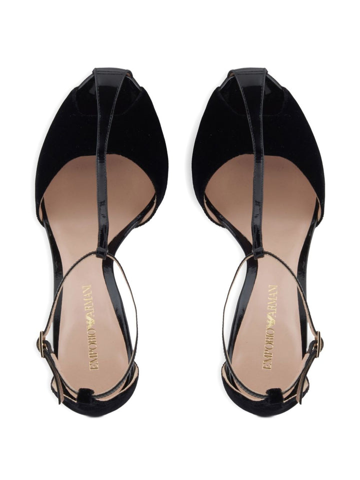 Emporio Armani With Heel - Blacks and greys | 1bf022e5710f10efdc985c45e45a0e73a9a1a3fe