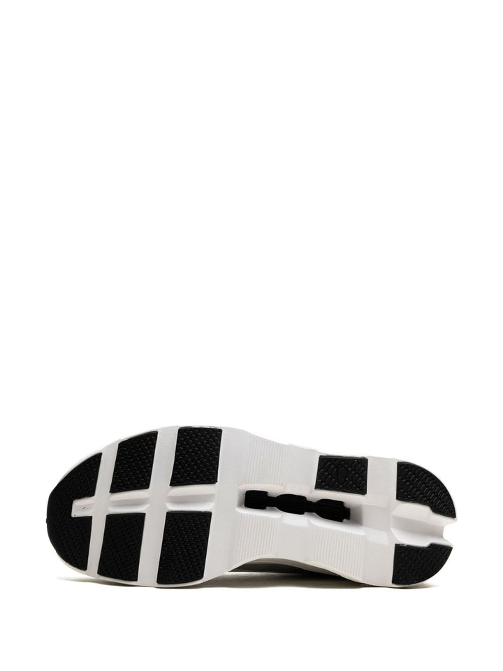 On Sneakers - Light and natural | ae03ad6d88df091168f0f6039fd794a13ad0a795