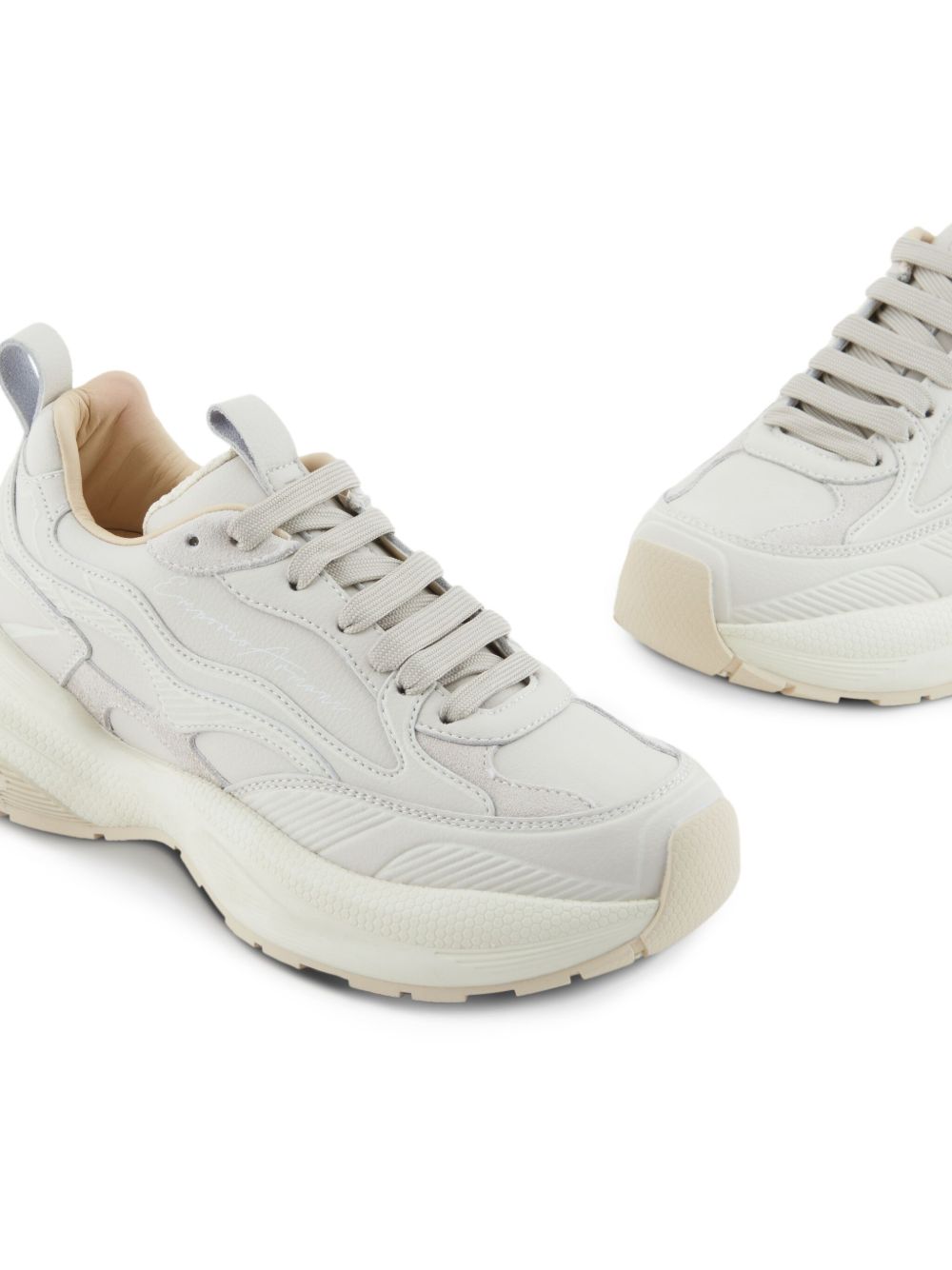 Emporio Armani Exclusive Sneakers - Light and natural | 7b6910aae66fe650e96162b374a4f3be15a61a4b