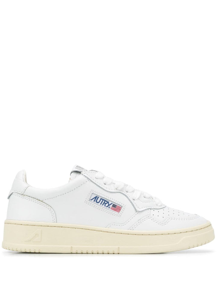 Autry Sneakers - White | aae7fb6a9d55e85836f416fc3768d0520a66df97