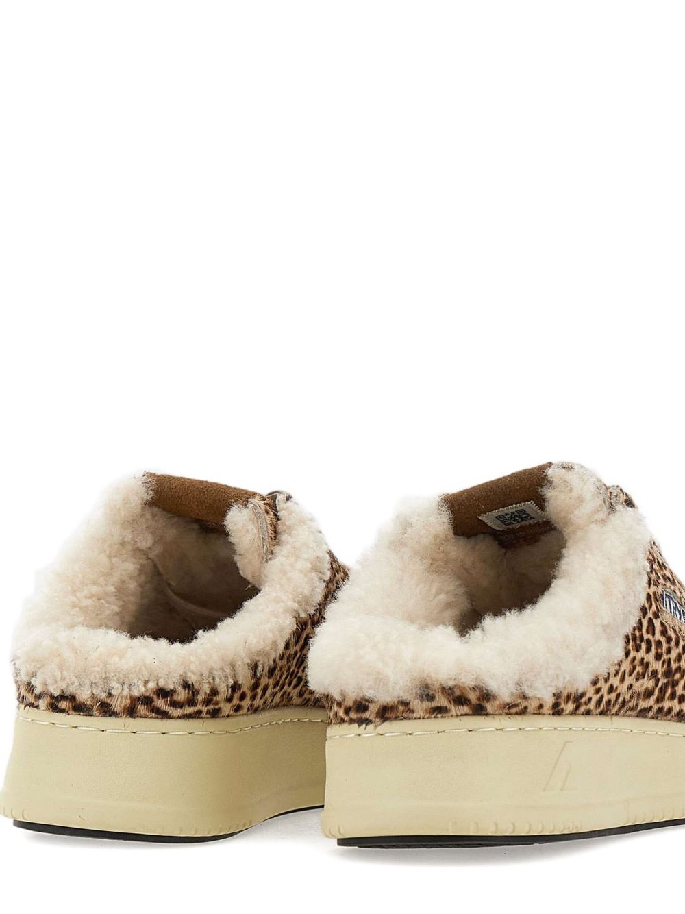 Autry Sneakers - Brown | 654c3bea13e764a095395eb15061a9de744e4e14