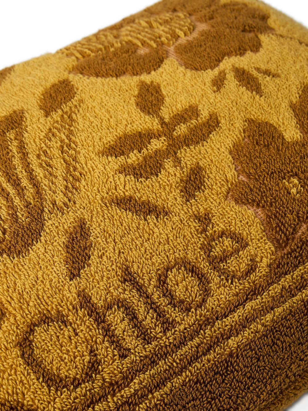 Chloè Living - Light and natural | acb4808e4d3bba93d35c04a3044f2603a844b941