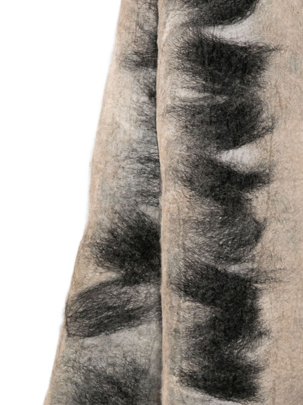 Silvana Manetti Scarfs - Blacks and greys | 8f79588025f88dffee874c6735cf2317cf846fee