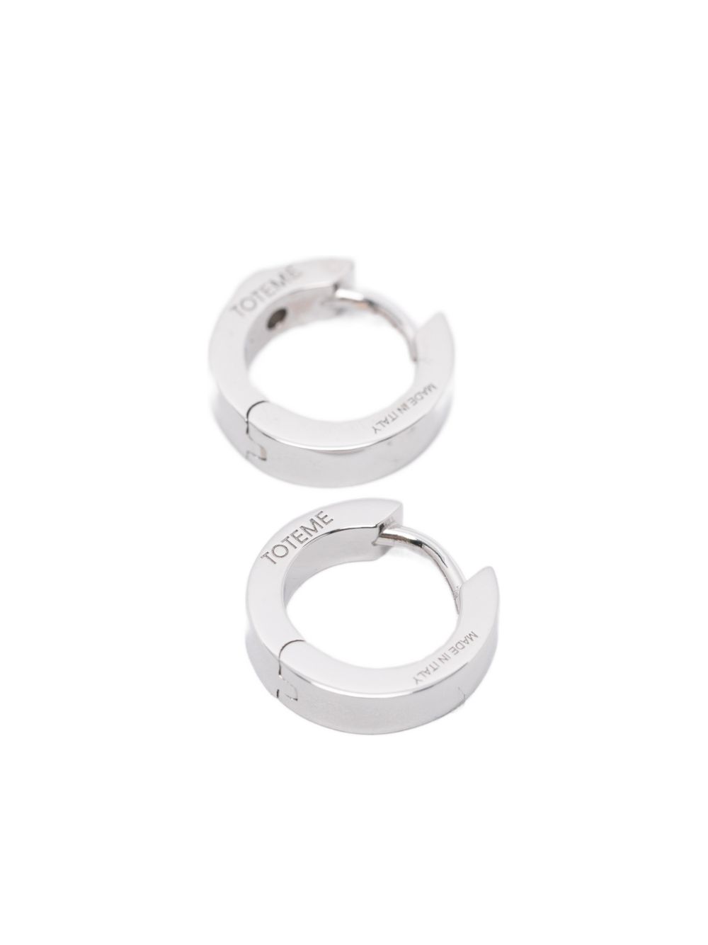 Toteme Pre Bijoux - Light and natural | 404e8b83350d8279710b6eb74775e7074a5b1a12