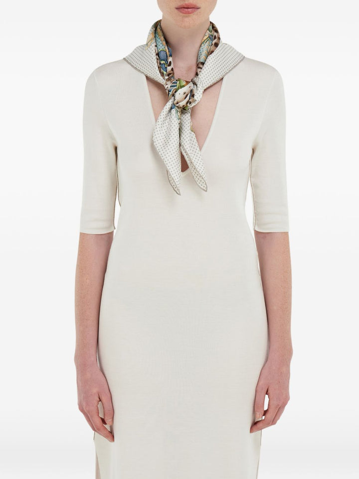 Ferragamo Scarfs - Blue and green | e5756fae1eb25d483095ce44b59a19176a1e8754