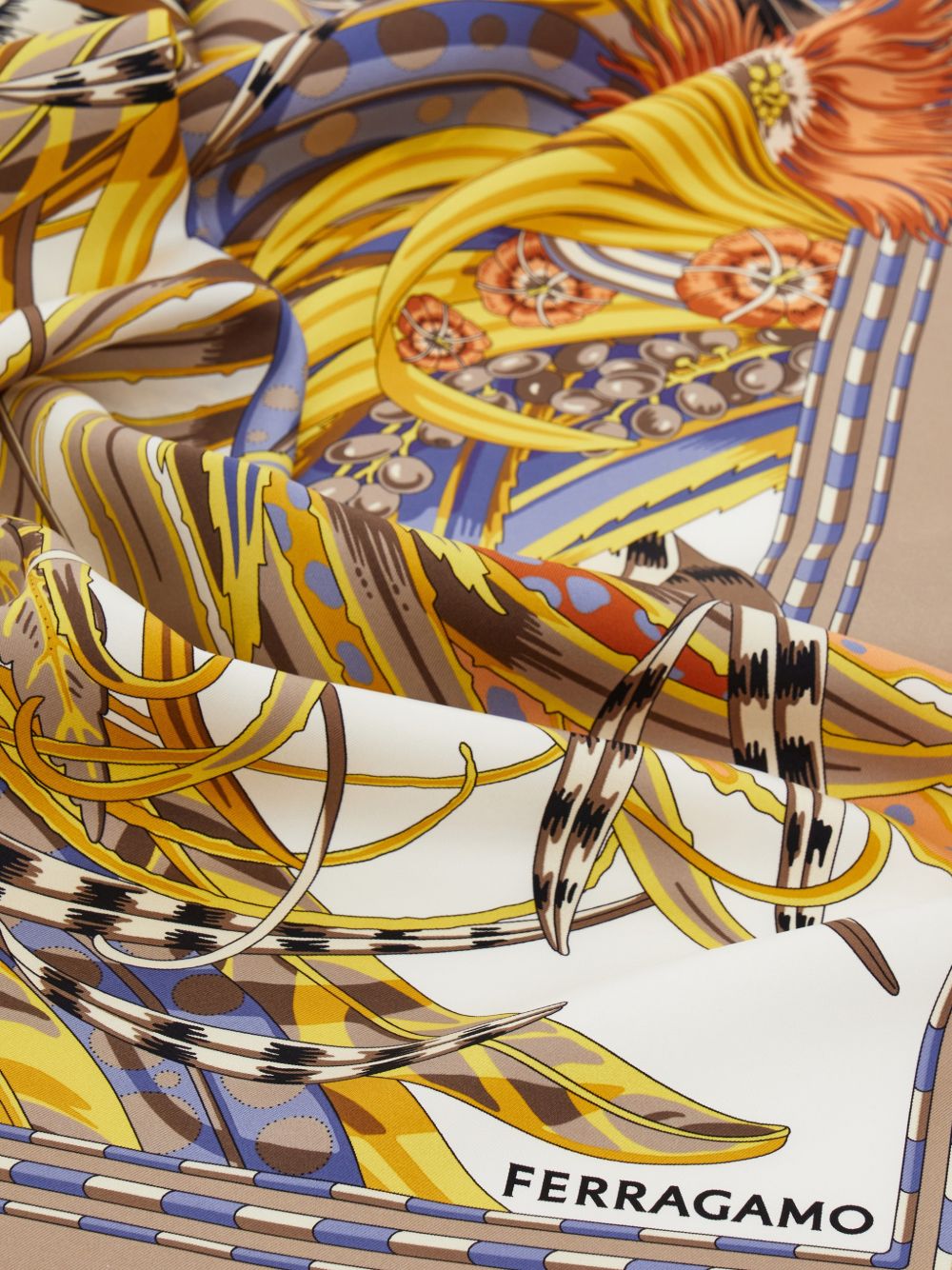 Ferragamo Scarfs - Light and natural | 5f3b1230260337c153b9ac8d3eac416cfae3f1f7