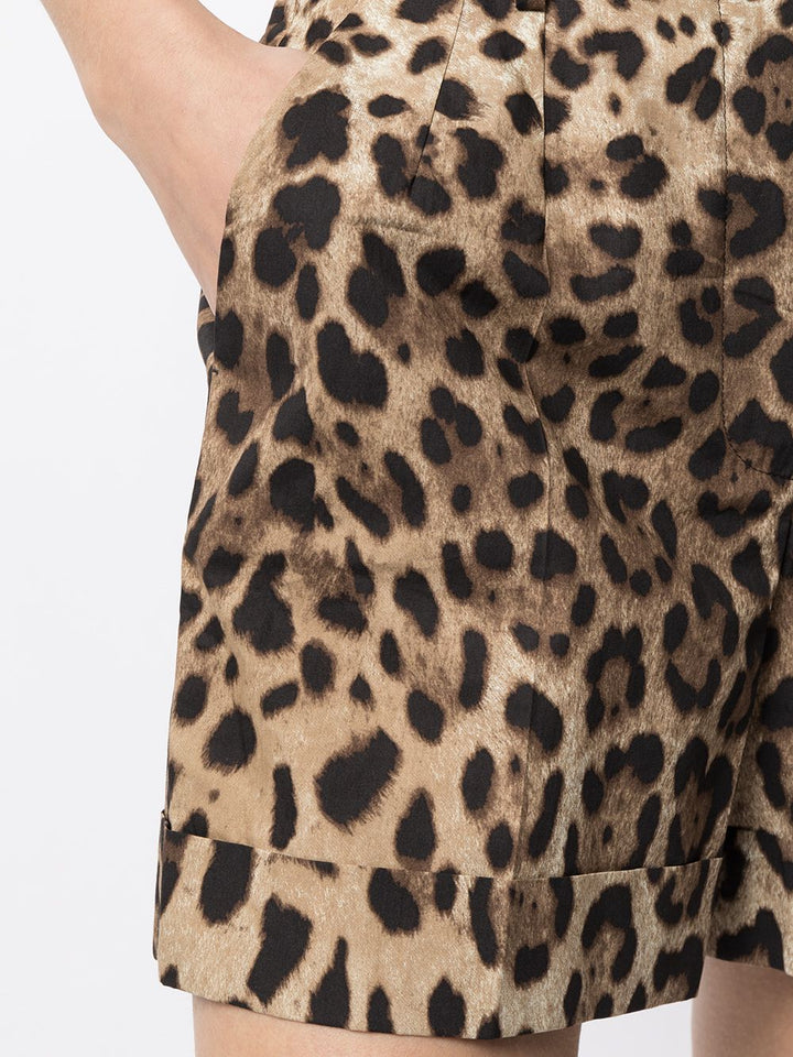 Dolce & Gabbana Shorts - Brown | 1686dc6a79efb410fa745550e1498139e47039ae