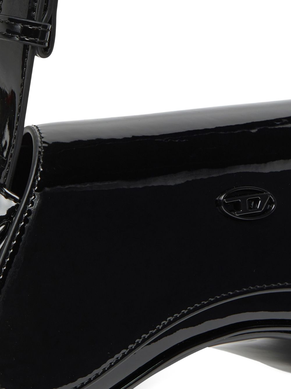 Diesel Bags - Blacks and greys | 557fd5ca8539b351b8b599d803954b6ca4504ec3