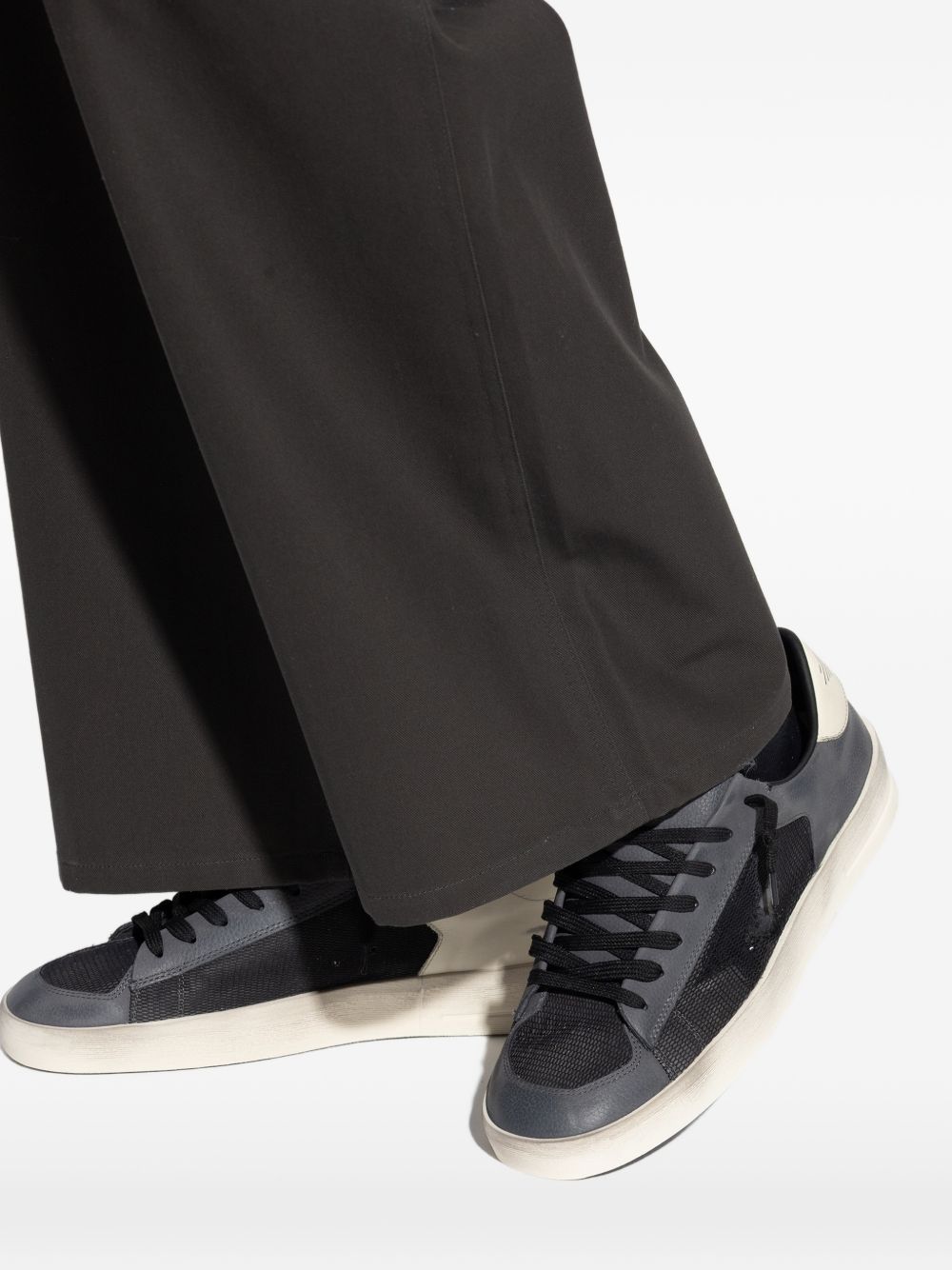 Golden Goose Sneakers - Blacks and greys | 4fa35c2dcf37dce47808cc3e1f769a799401a817