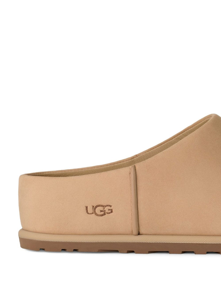 Ugg Sandals - Chiari e Naturali | f7116065d644ffa95a8ca35142a4a8a2c0b3d067